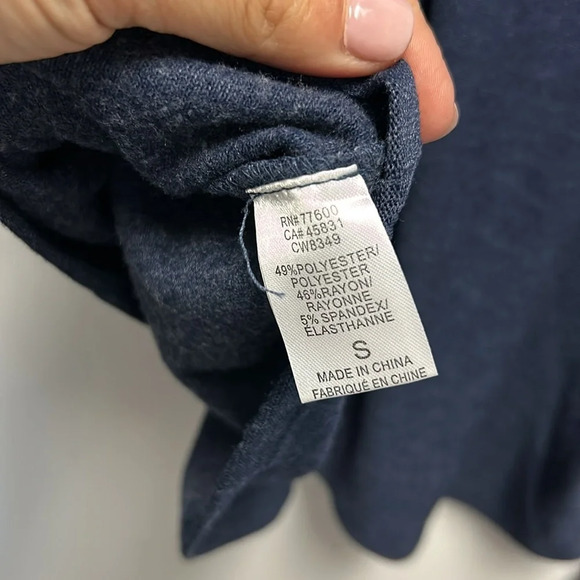 Chaser navy v neck top - Picture 4 of 4